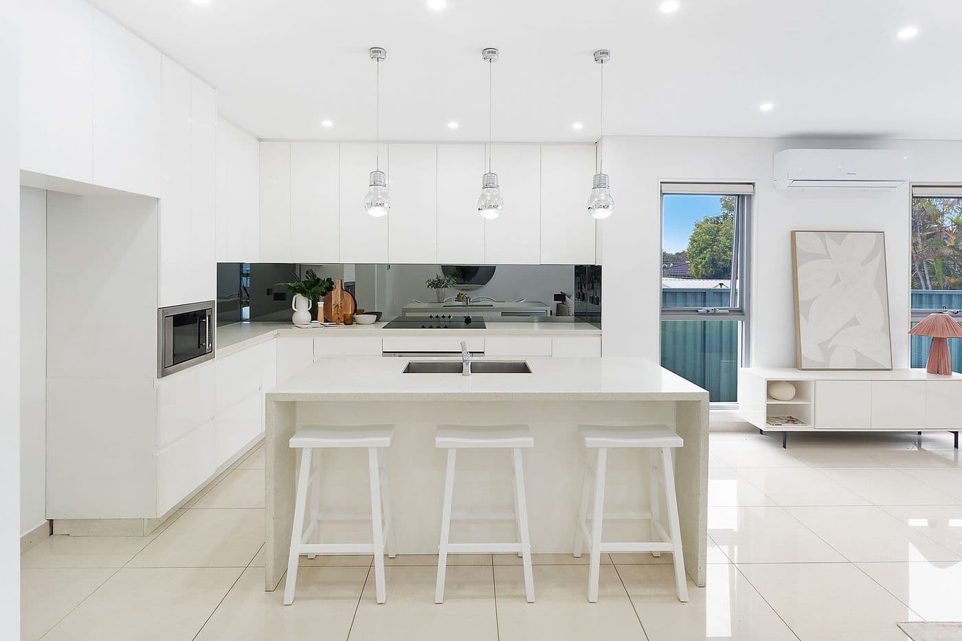 152 Parraweena Road, Miranda - Thumbnail 4