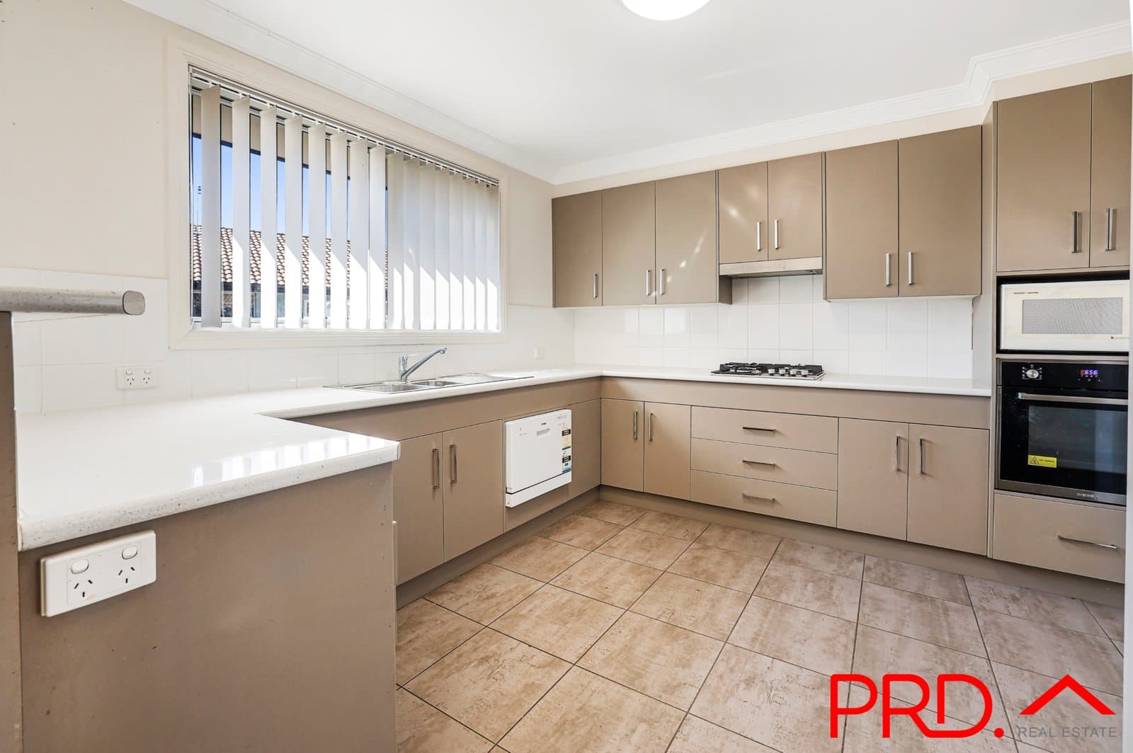 59 Windsor Boulevard Derrimut Vic undefined, Derrimut - Thumbnail 8
