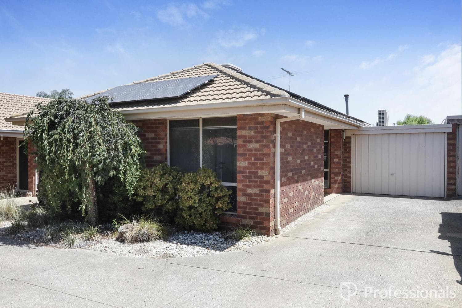 3/16 Henry Street, Melton VIC 3337, Melton - Image 1
