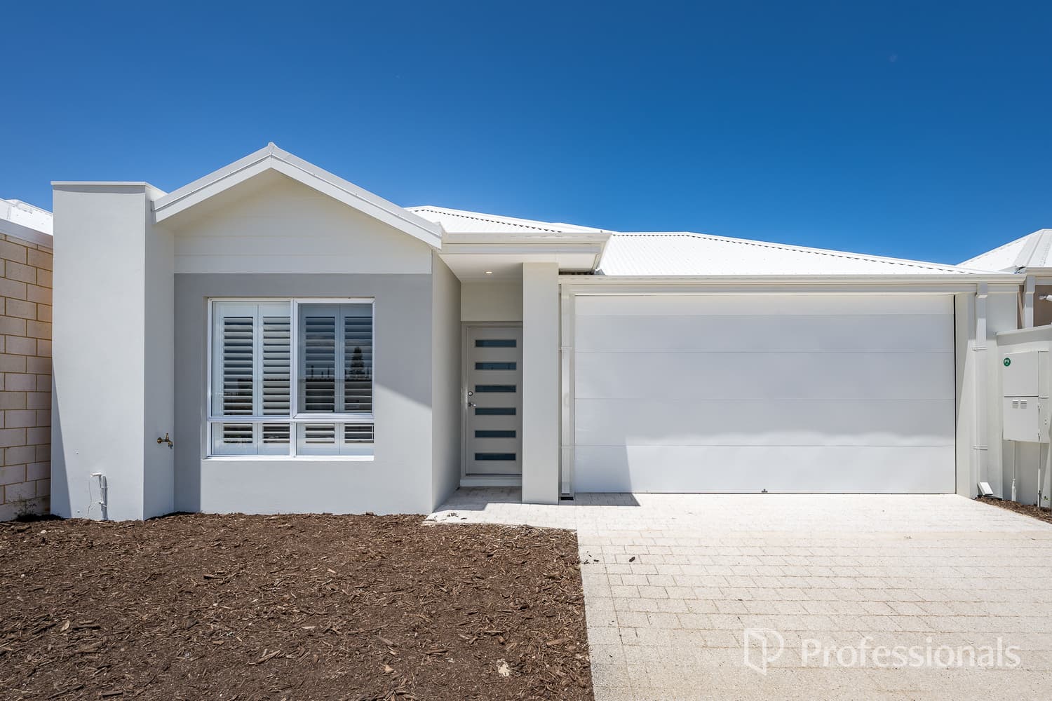 9 Kameni Way, Alkimos WA 6038, Alkimos - Image 1