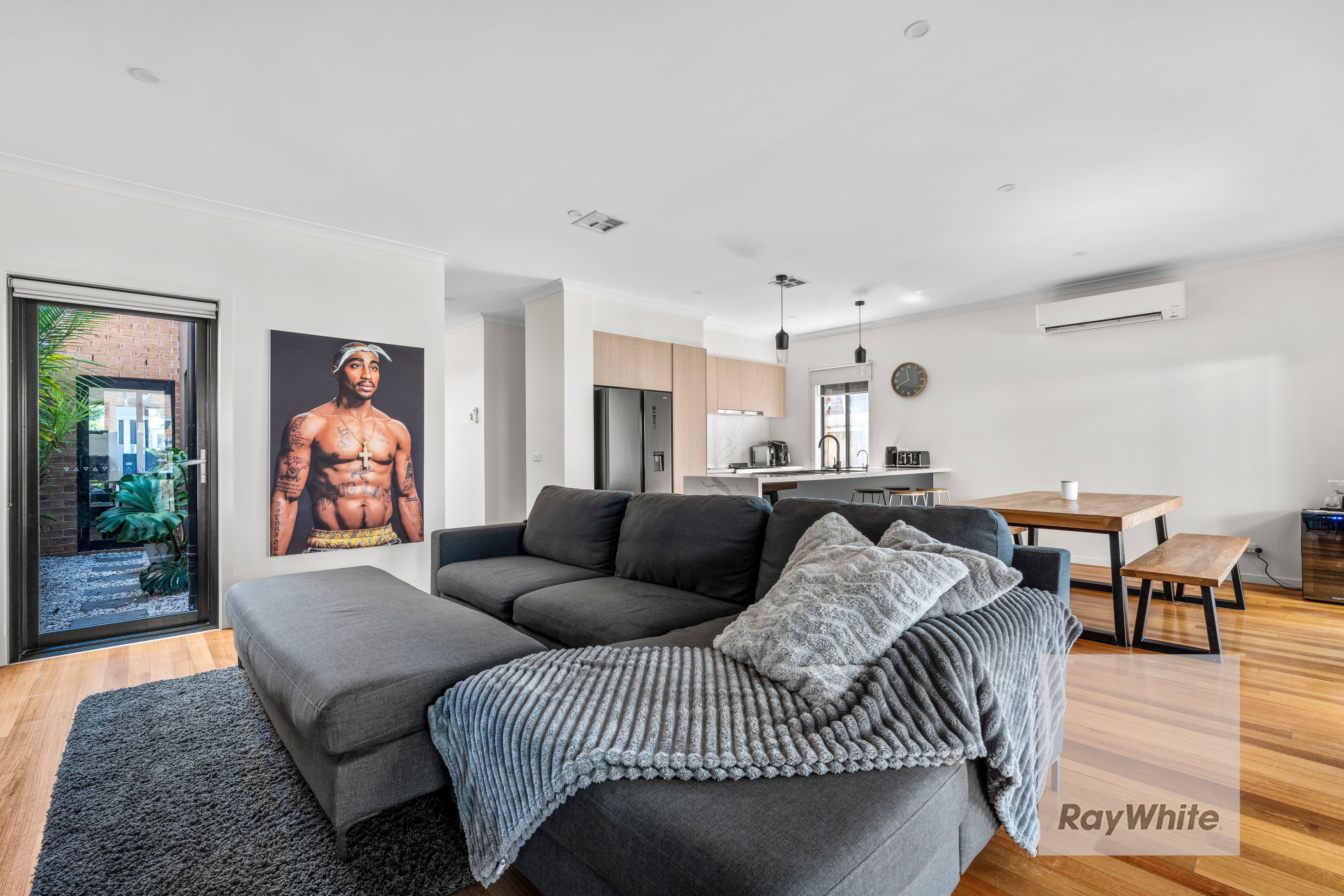 274 The Lakes Boulevard, South Morang VIC 3752, South Morang - Thumbnail 6
