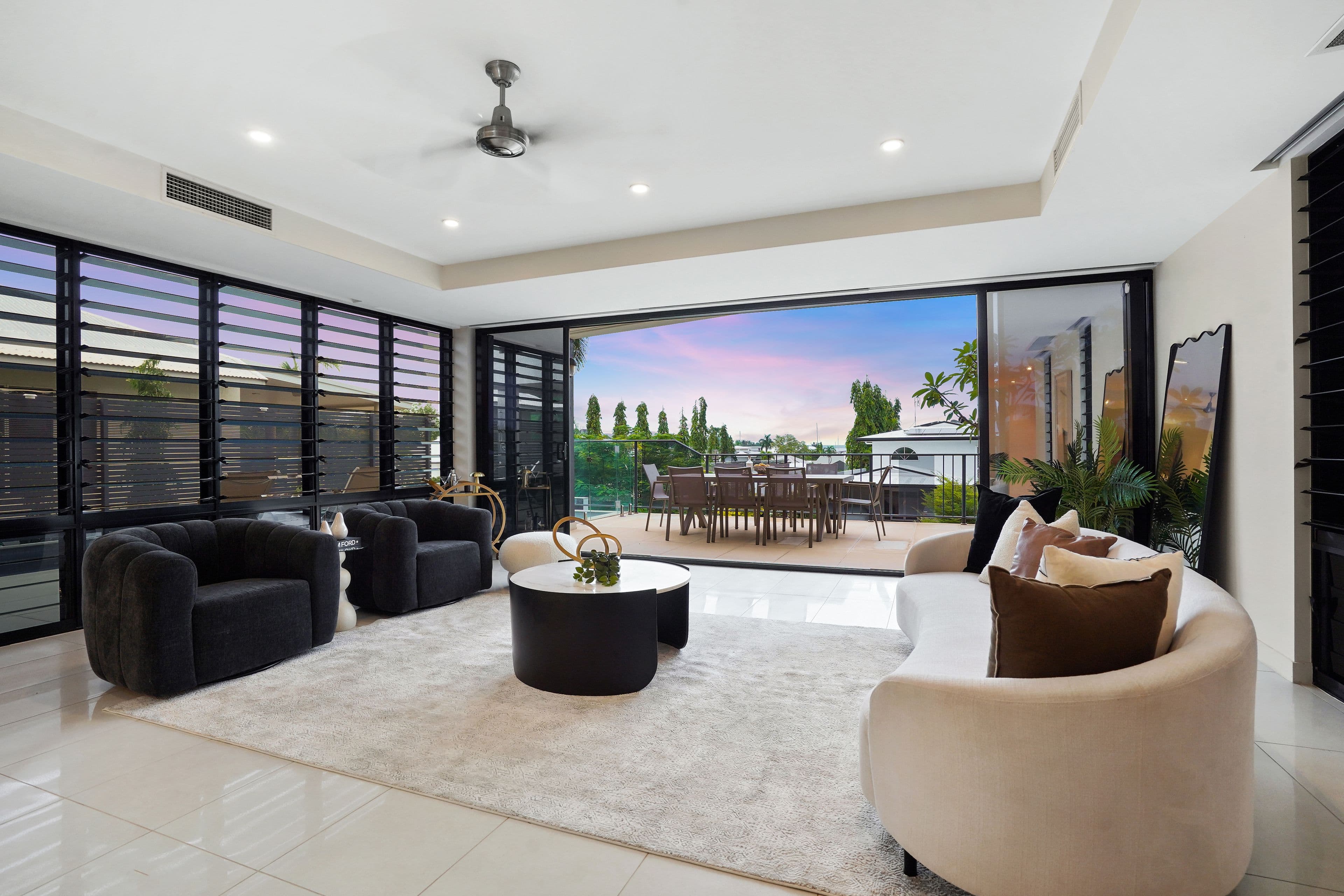 15 Cullen Bay Crescent, Cullen Bay NT 0820, Cullen Bay - Thumbnail 4
