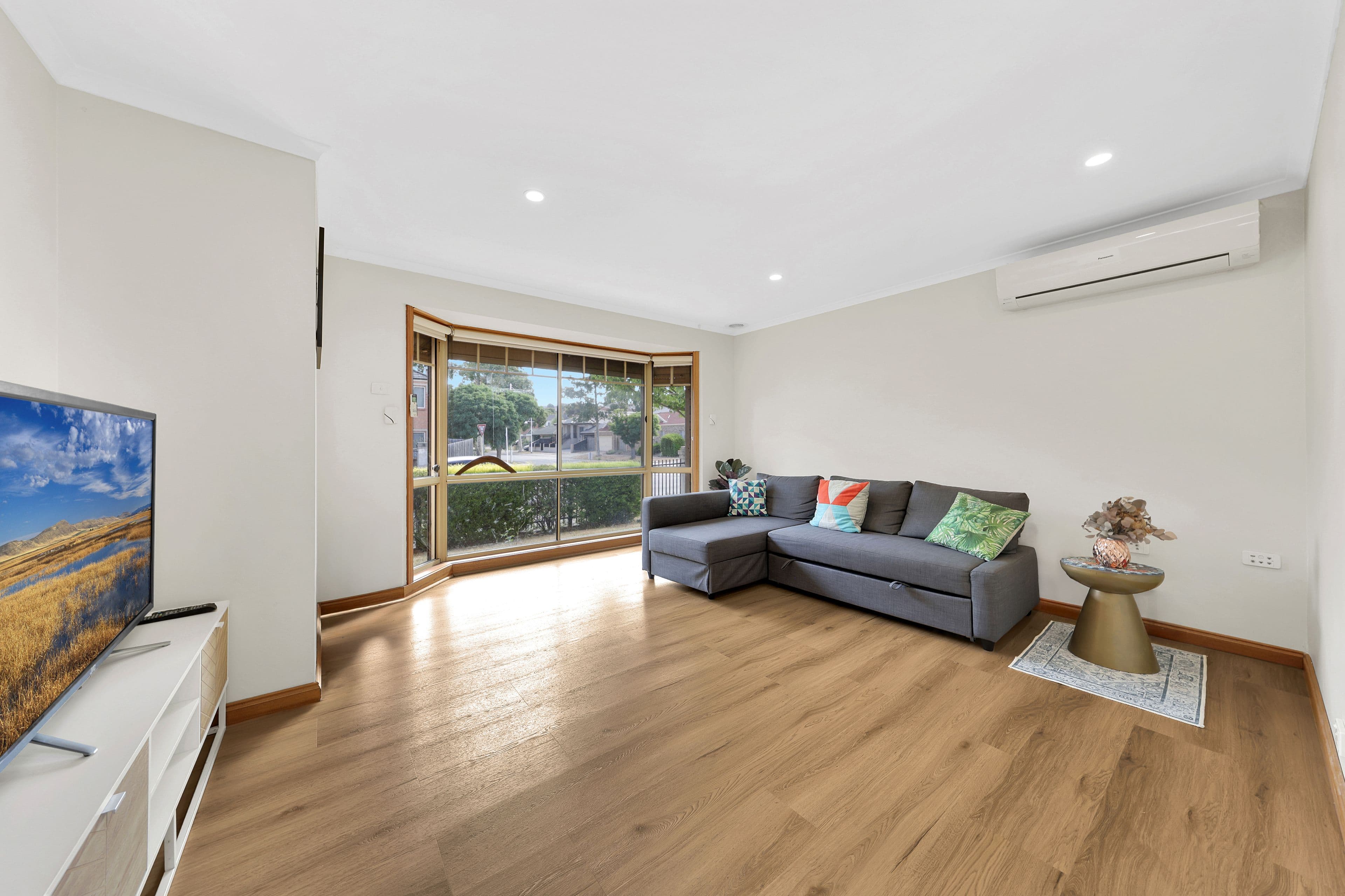 18 Elysee Avenue, South Morang VIC 3752, South Morang - Thumbnail 5