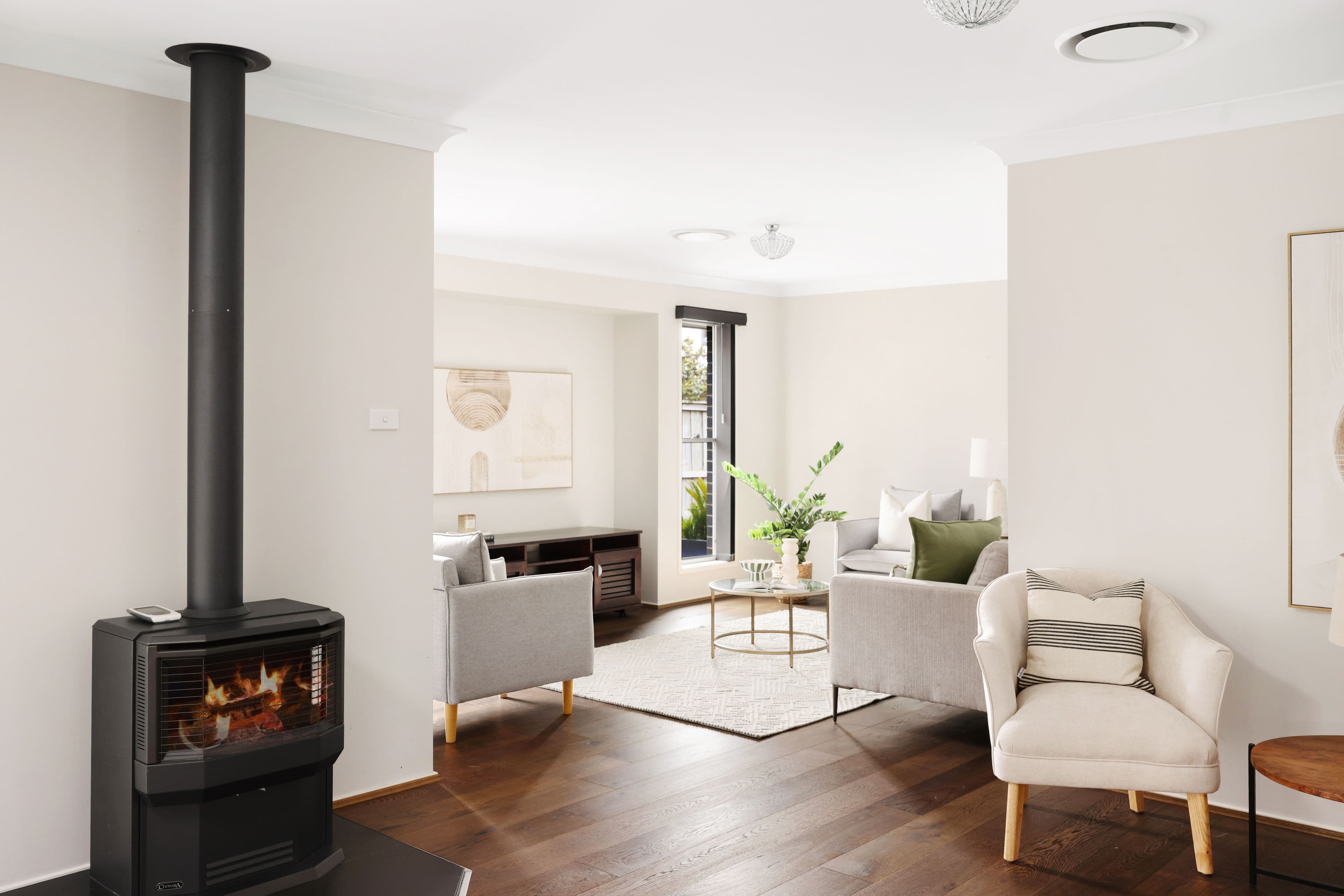 21 De Lauret Street, RENWICK NSW 2575, Renwick - Thumbnail 2