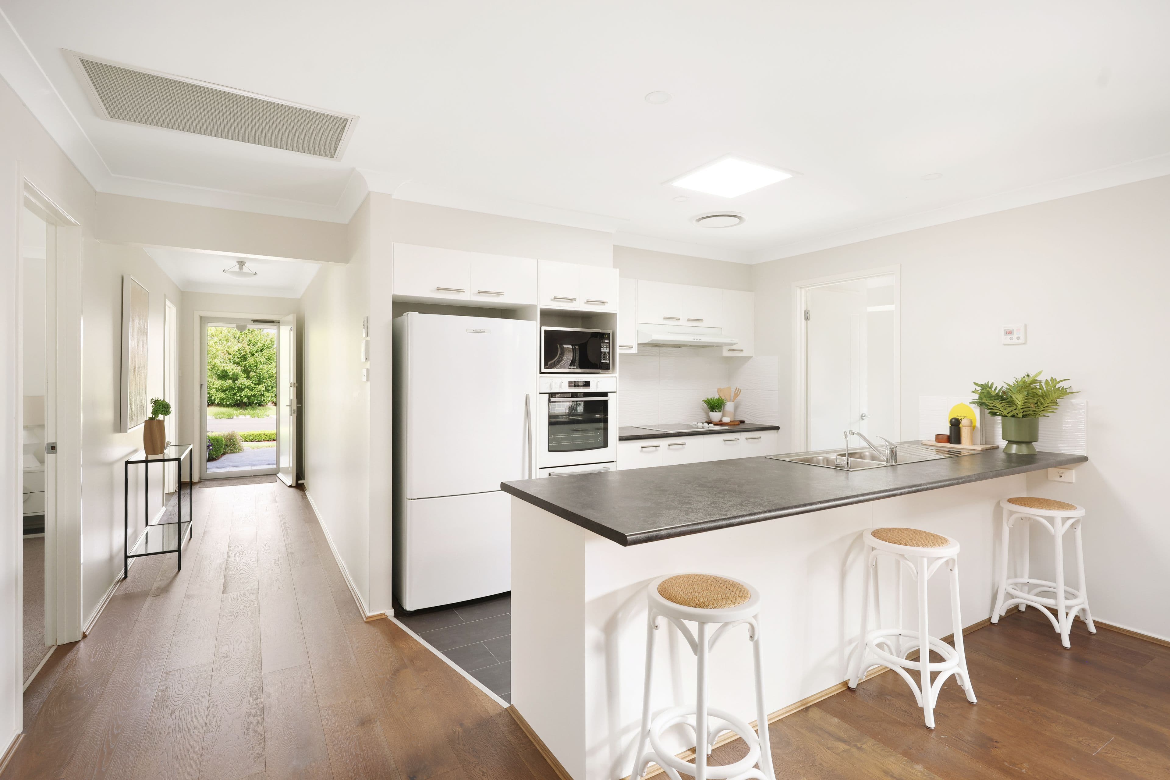21 De Lauret Street, RENWICK NSW 2575, Renwick - Thumbnail 4