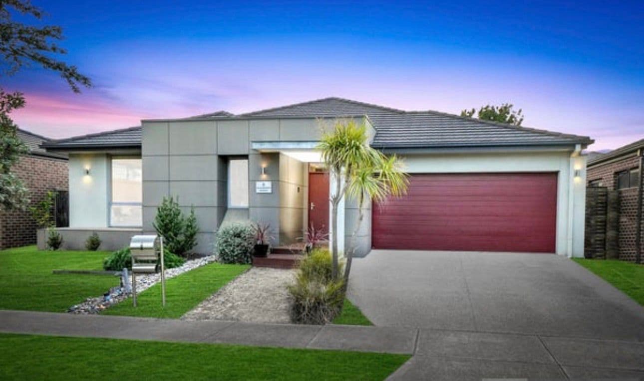 8 Hilderbrand Avenue, Williams Landing VIC 3027, Williams Landing - Image 1