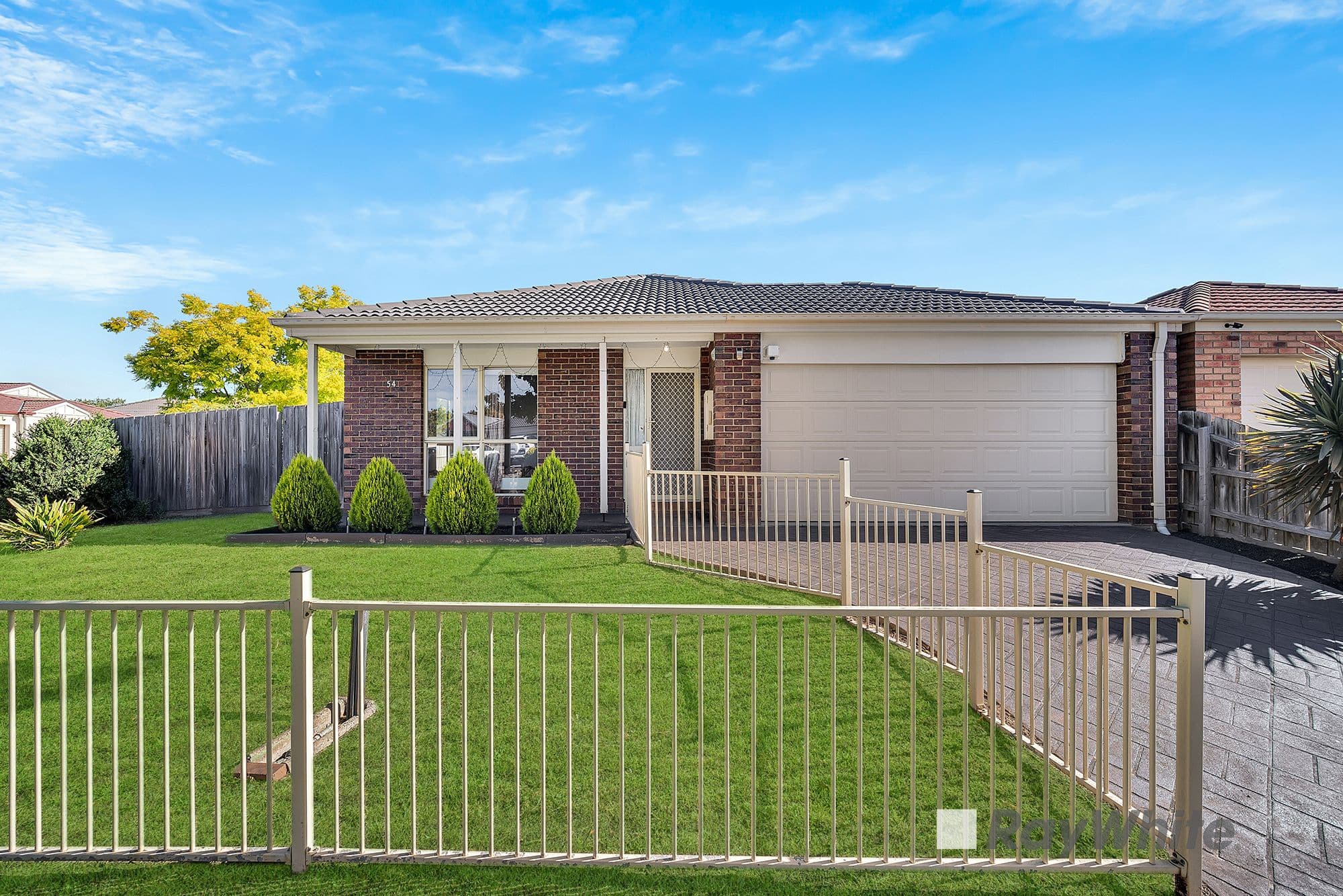 54 Chisholm Crescent, Narre Warren South VIC 3805, Narre Warren South - Thumbnail 2