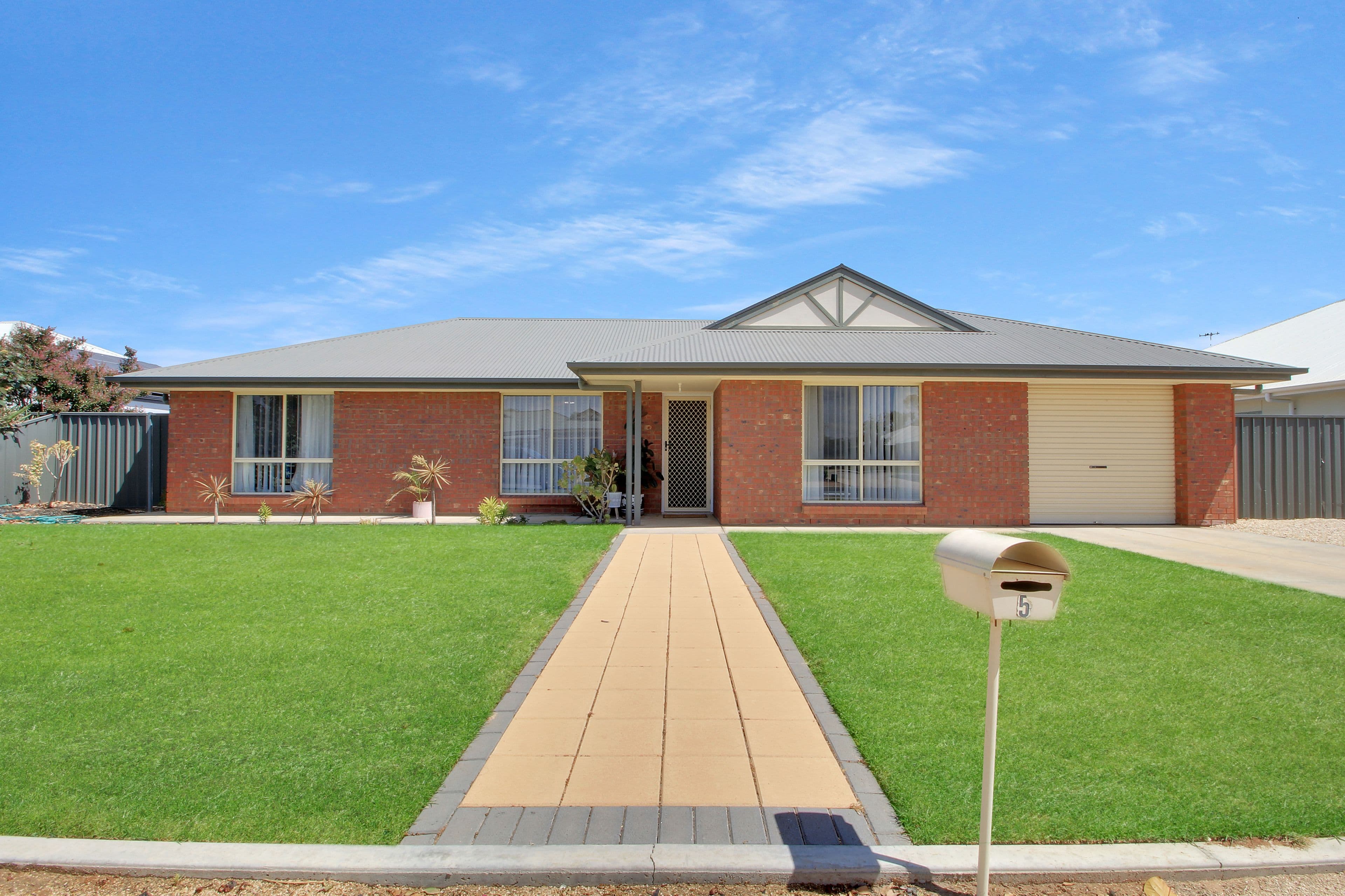 5 Scarborough Court, Renmark SA 5341, Renmark - Image 1