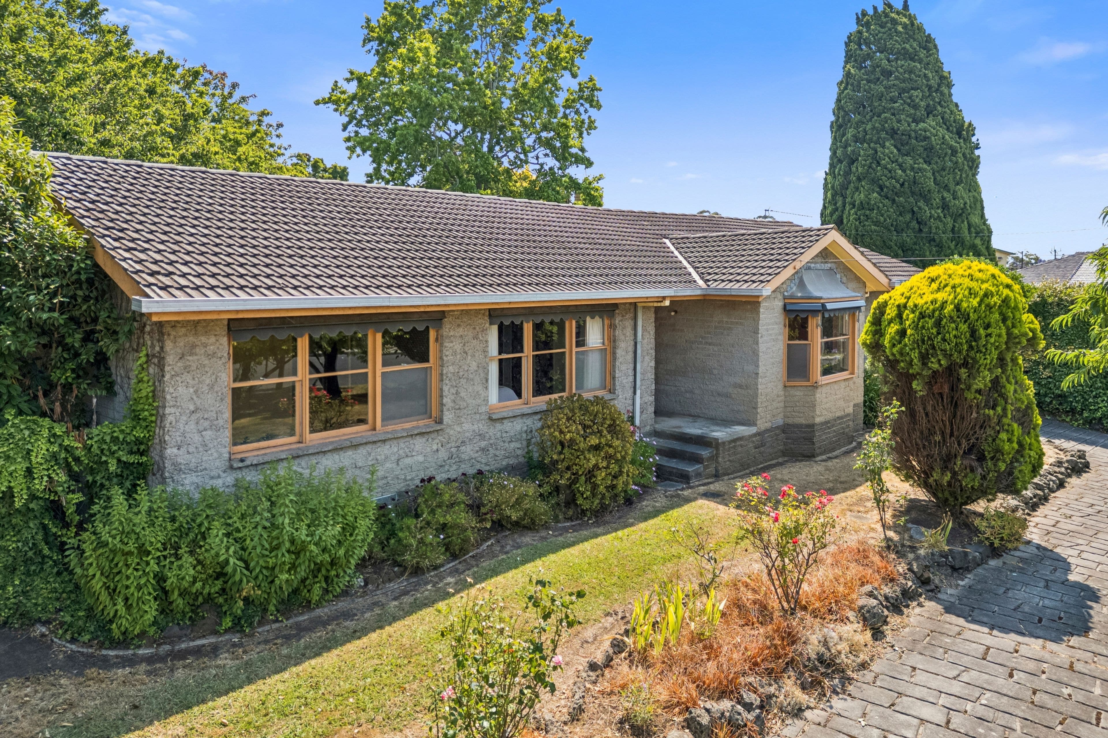 23 Dimora Avenue, Camperdown VIC 3260, Camperdown - Image 1