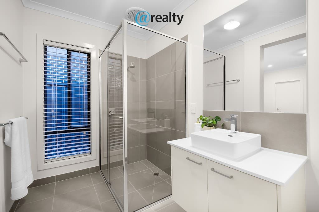 12 Thulian Street, Clyde North, VIC, 3978, Clyde North - Thumbnail 6