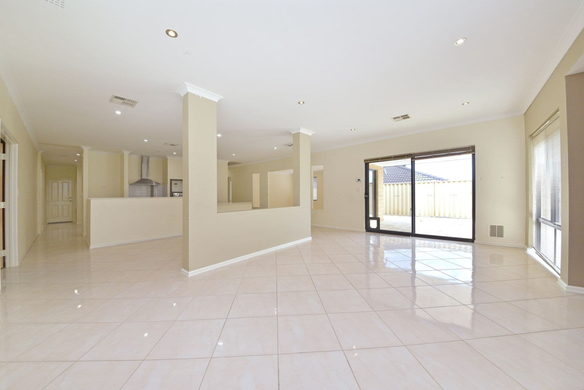 21 Belfast Crescent, Ridgewood, WA, 6030, Ridgewood - Thumbnail 6