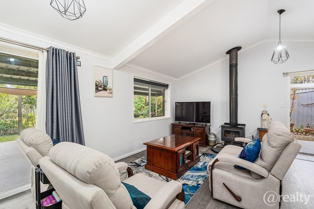 72 Schuberts Road, Owanyilla, QLD, 4650, Owanyilla - Thumbnail 6