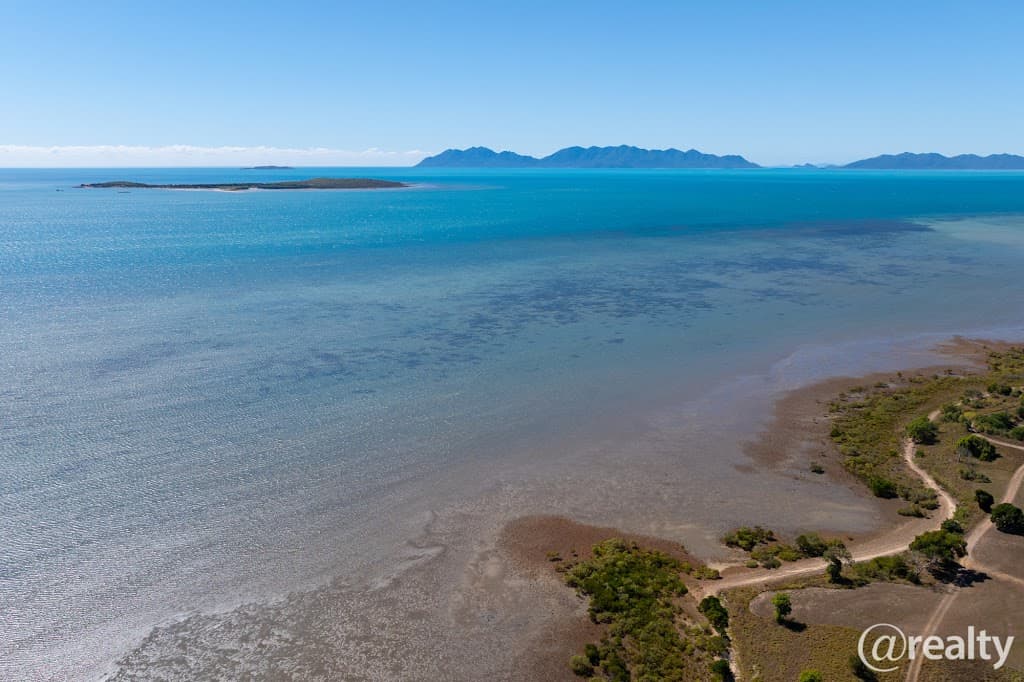 16 Marine Parade, Bowen, QLD, 4805, Bowen - Thumbnail 6