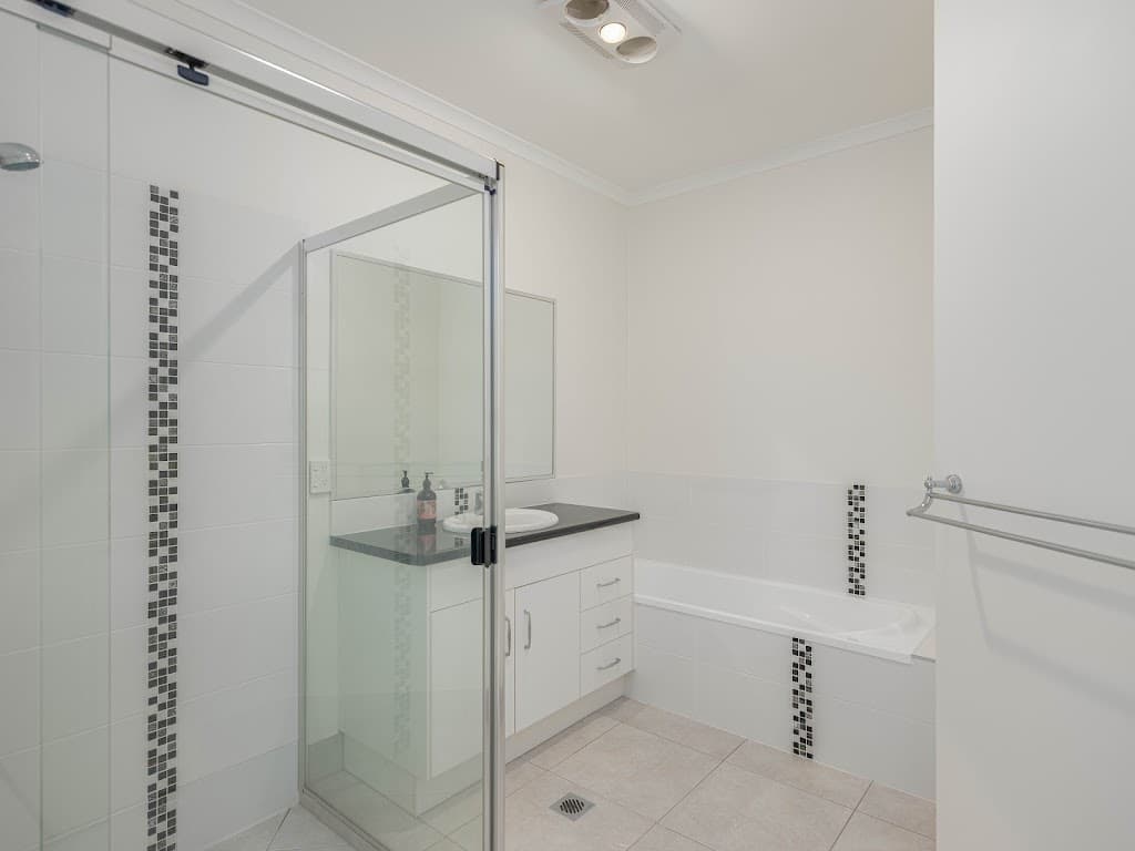 1/13 Rocklea Drive, Southside, QLD, 4570, Southside - Thumbnail 4