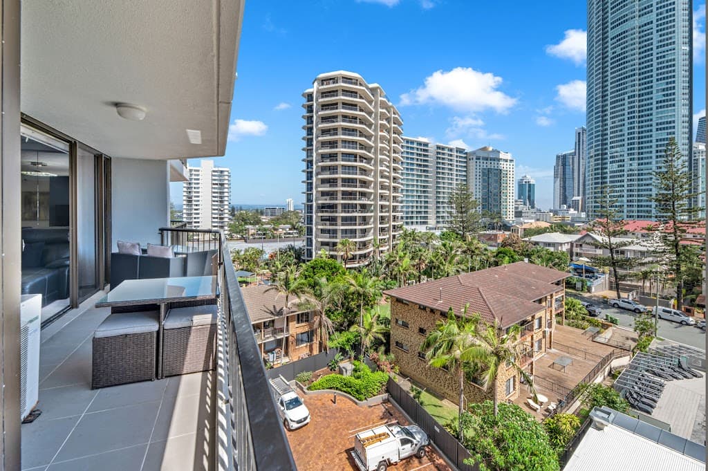 602/5 Enderley Avenue, Surfers Paradise, QLD, 4217, Surfers Paradise - Thumbnail 4