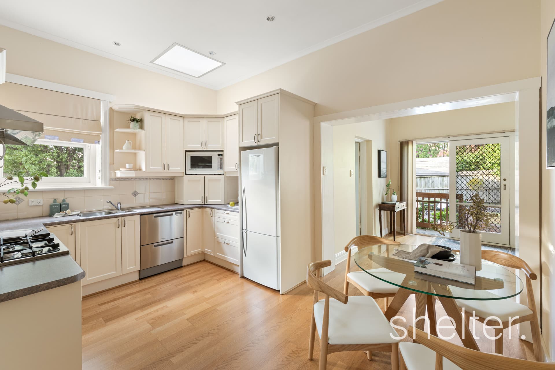 1 Barbara Avenue Glen Iris, Glen Iris - Thumbnail 4