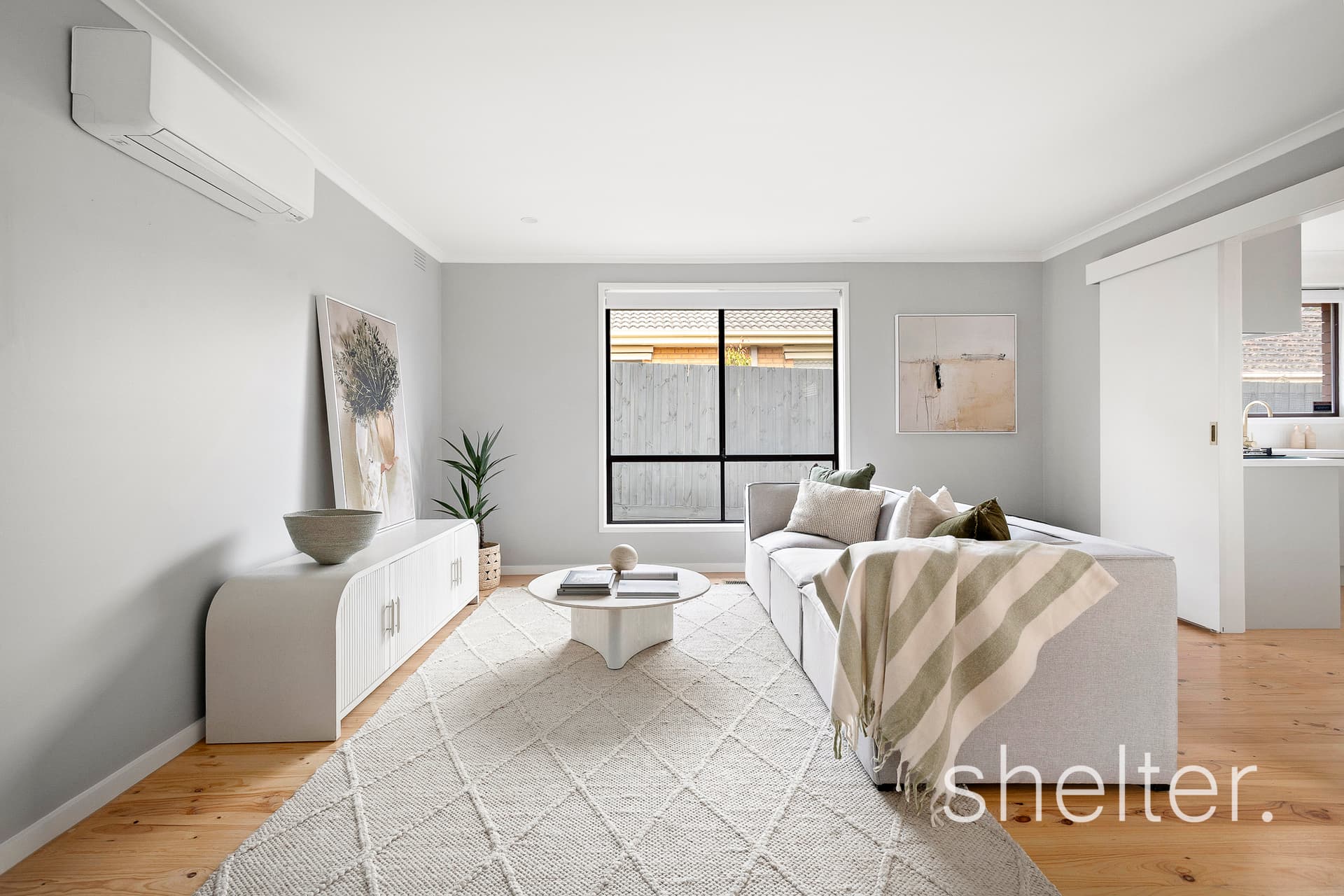 2/3 Leigh Street Mount Waverley, Mount Waverley - Thumbnail 2