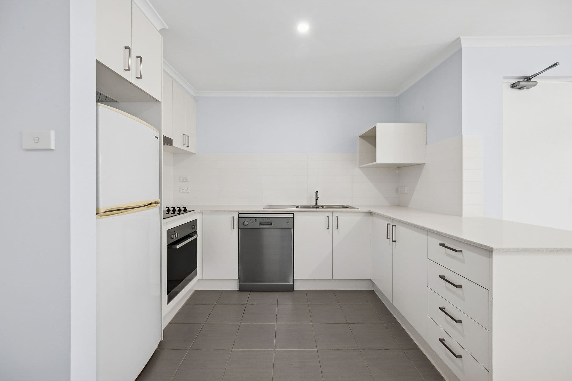22/75 Elizabeth Jolley Crescent, Franklin, Franklin - Thumbnail 5