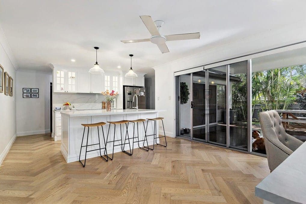 6 Leopard Avenue, Elanora, Elanora - Thumbnail 5