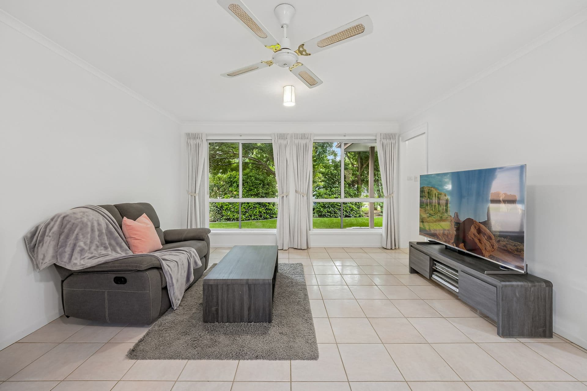 9 Phelp Court, Amaroo, Amaroo - Thumbnail 5