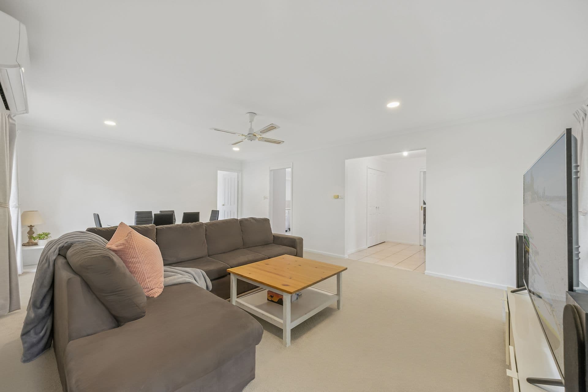 9 Phelp Court, Amaroo, Amaroo - Thumbnail 7