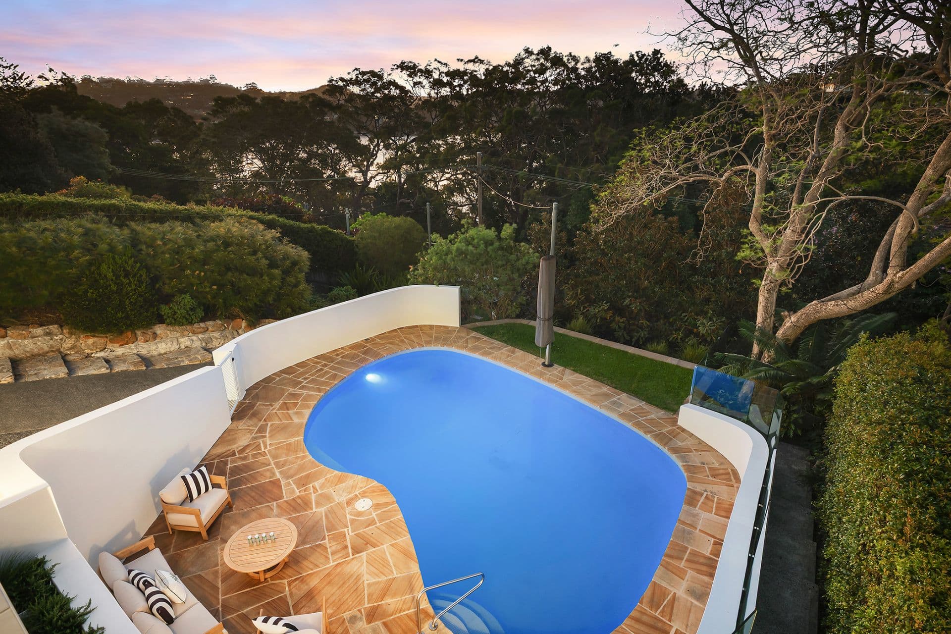 102 Seaforth Crescent, Seaforth, Seaforth - Thumbnail 2