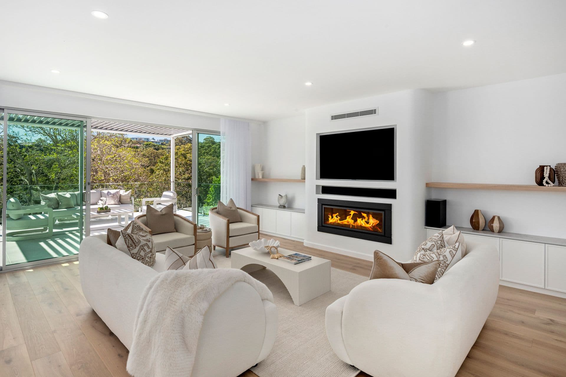 102 Seaforth Crescent, Seaforth, Seaforth - Thumbnail 4