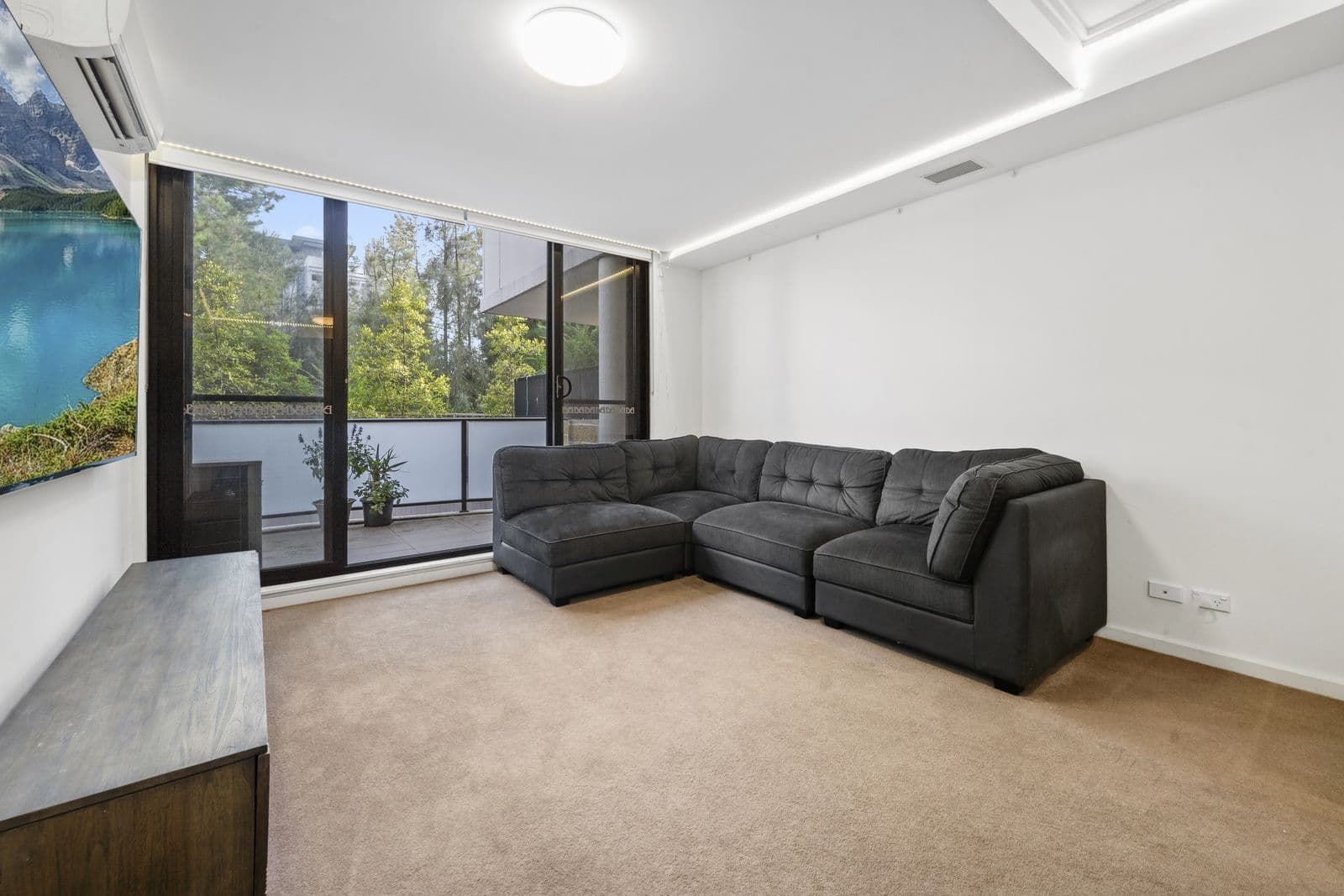 2/522-524 Pacific Highway, Mount Colah, Mount Colah - Thumbnail 2