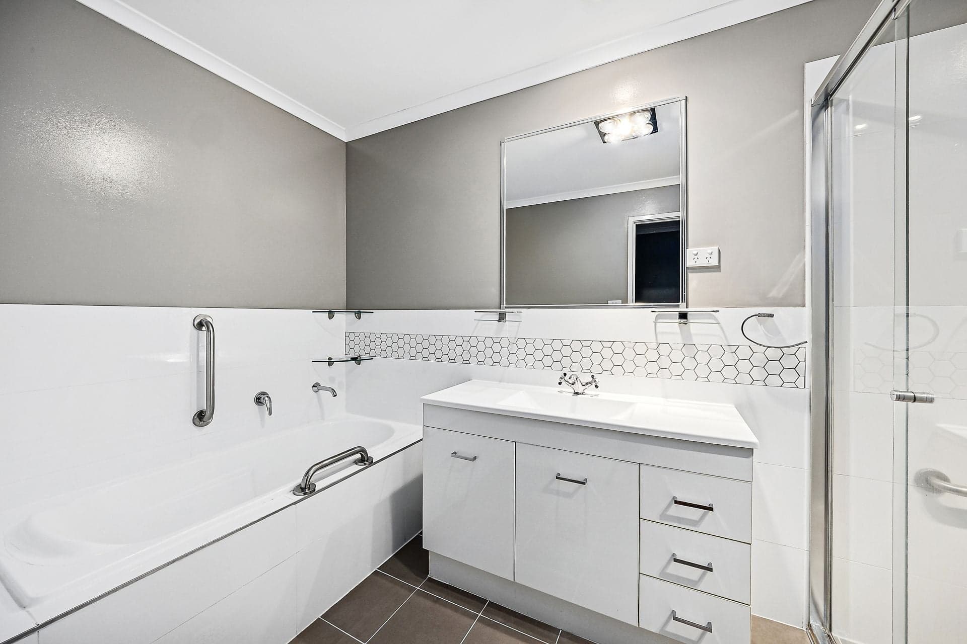 68 Cocoparra Crescent, Crace, Crace - Thumbnail 6