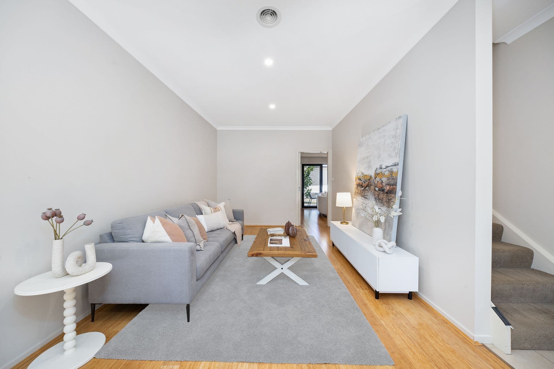 9 Katoomba Street, Harrison, Harrison - Thumbnail 4