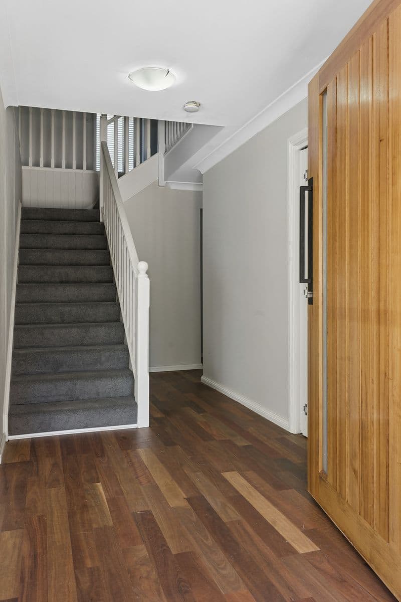 4 Harwood Avenue, Mount Kuring-gai NSW, Mount Kuring-Gai - Thumbnail 2