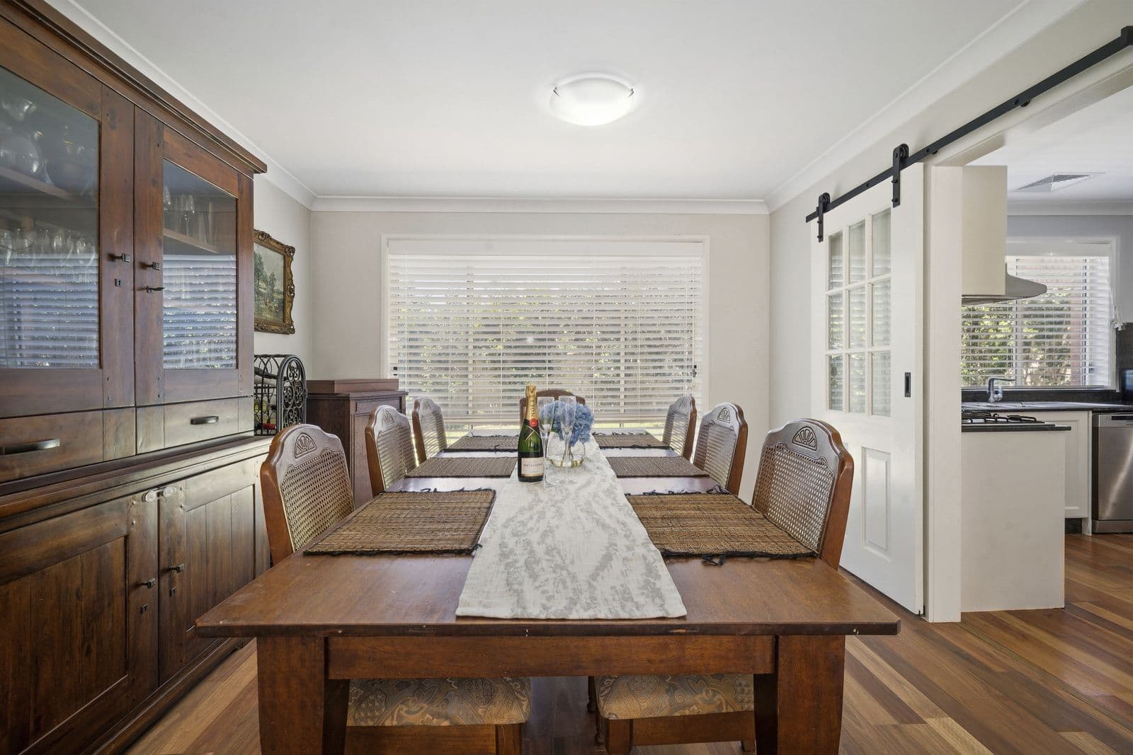 4 Harwood Avenue, Mount Kuring-gai NSW, Mount Kuring-Gai - Thumbnail 4