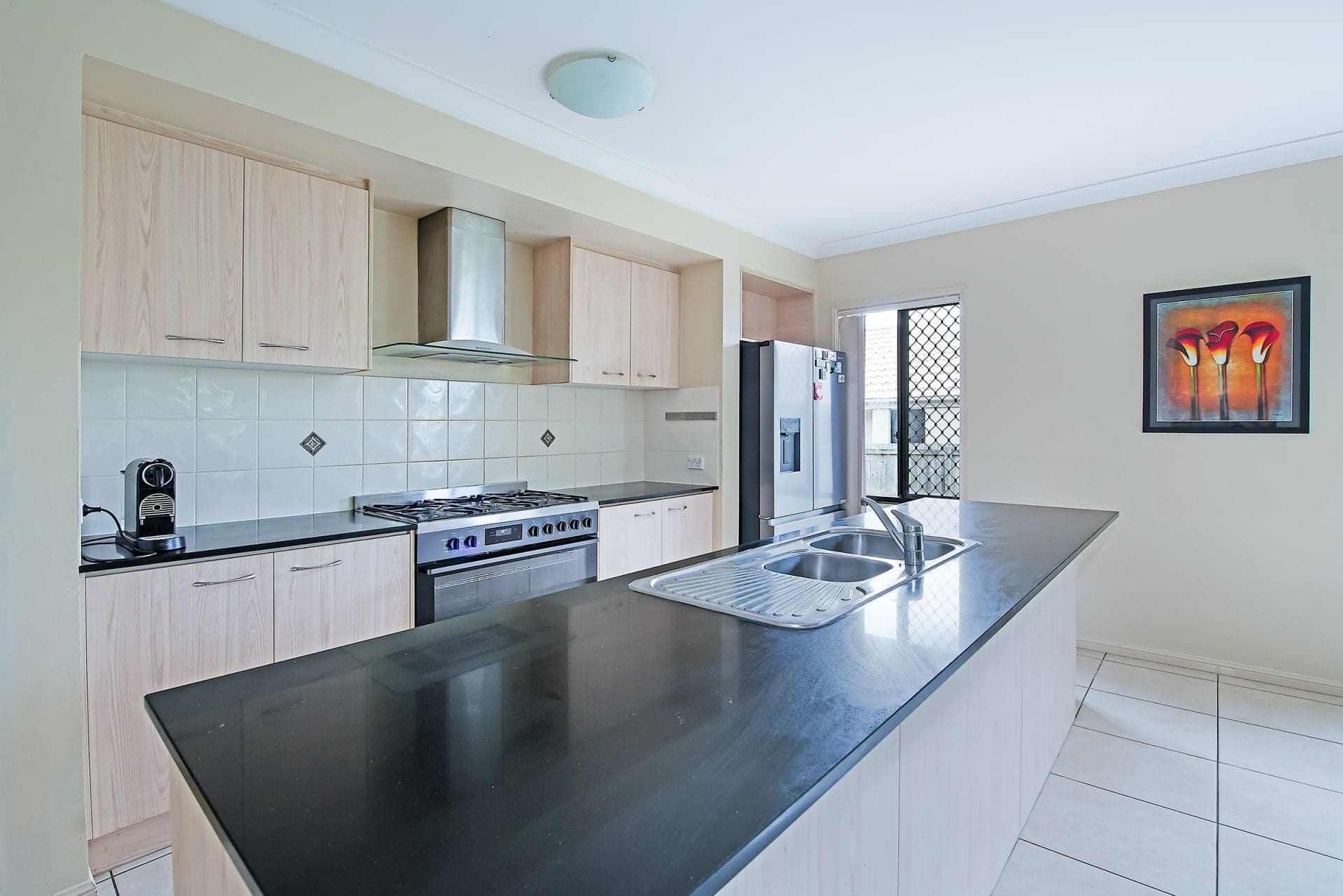 13 Highcliff Crescent, North Lakes, North Lakes - Thumbnail 3