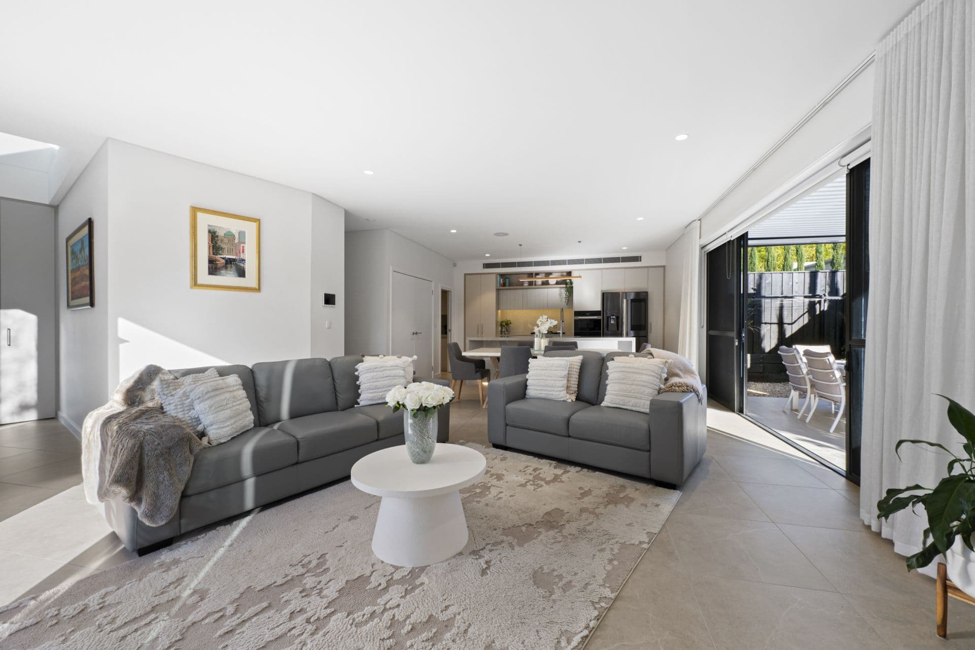 1 Strangers Creek Place, Bella Vista NSW, Bella Vista - Thumbnail 2