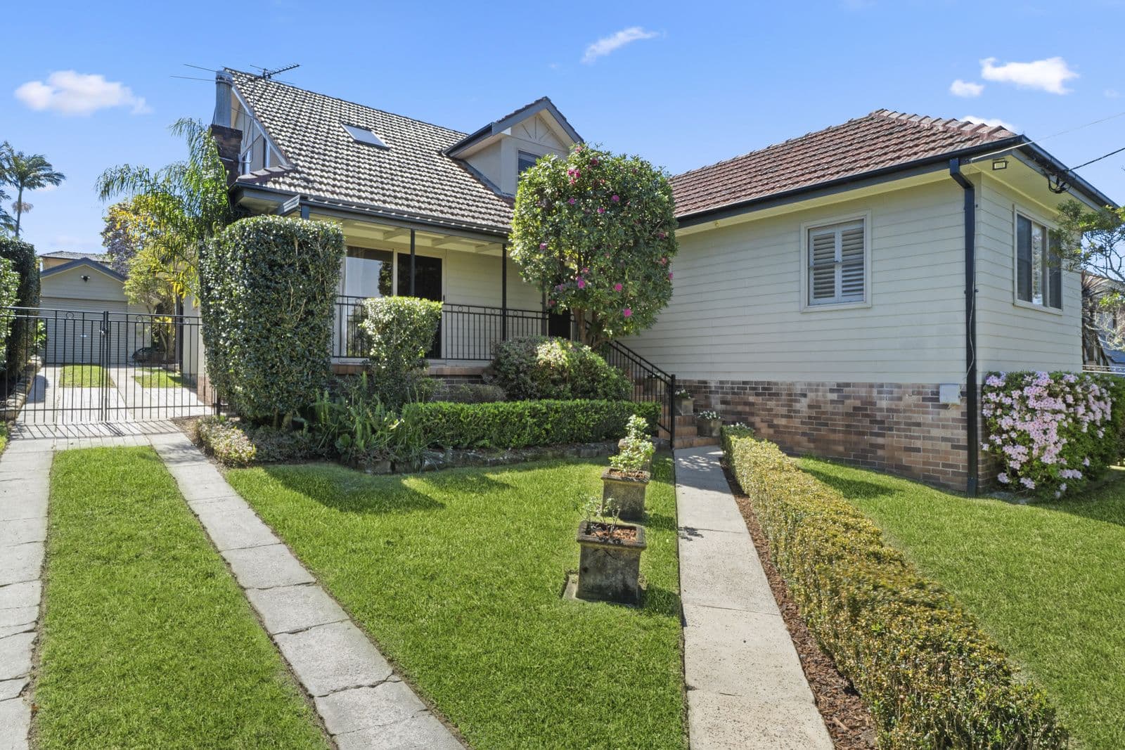 11 Lord Street, Mount Colah NSW, Mount Colah - Thumbnail 3