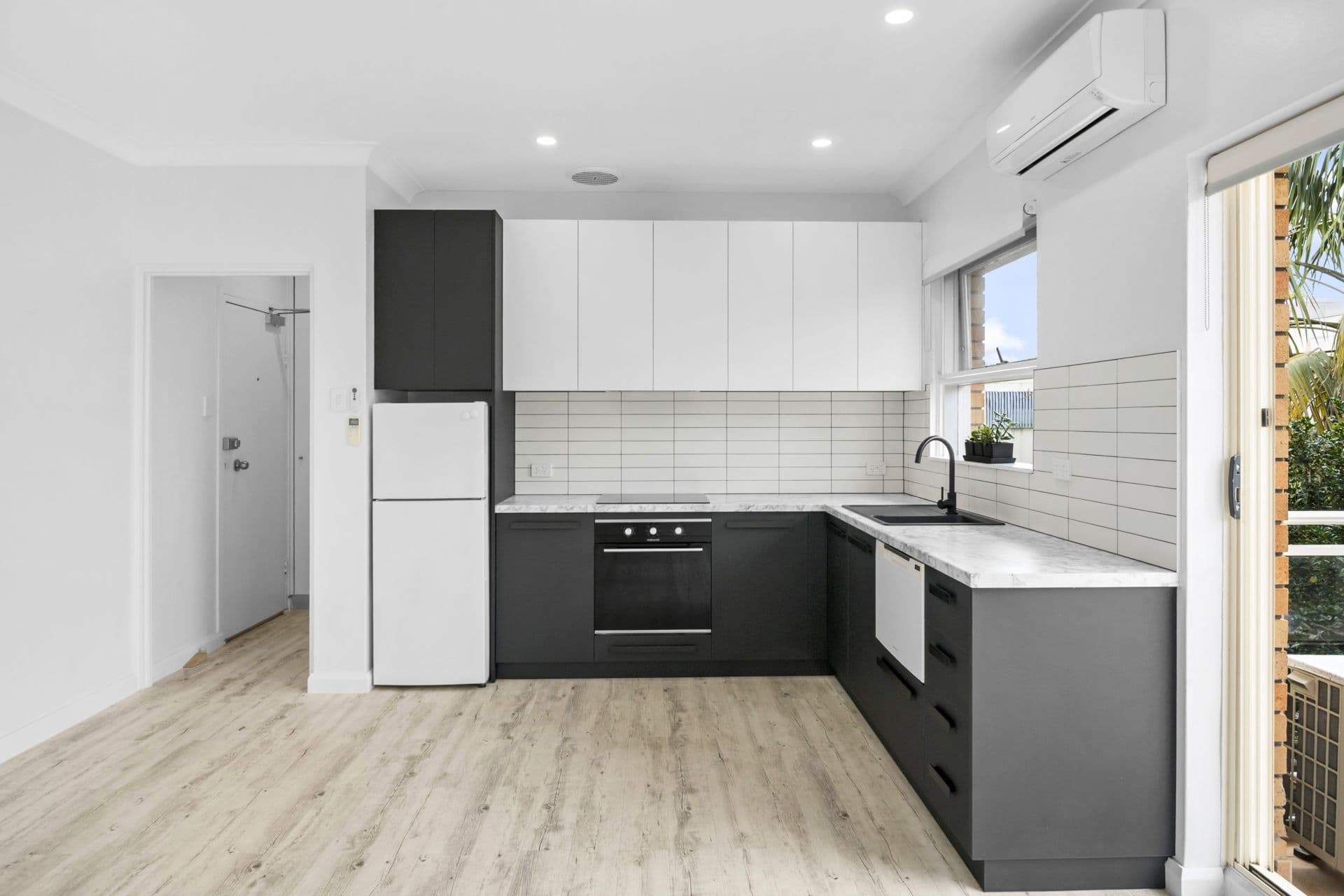 16/14 Jenkins Street, Collaroy, Collaroy - Thumbnail 2
