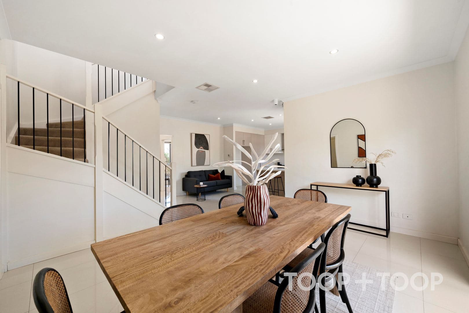 4 Avis Court, Valley View SA 5093, Valley View - Thumbnail 4