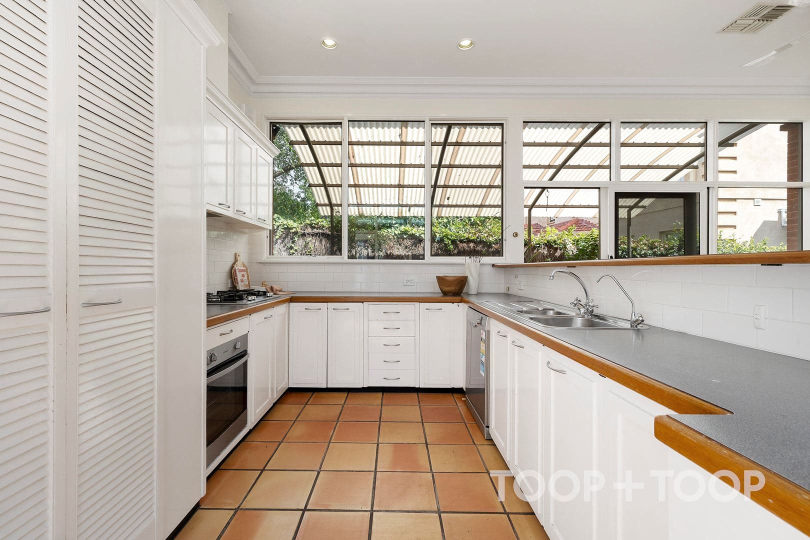 1 Delamere Avenue, Springfield SA 5062, Springfield - Thumbnail 4
