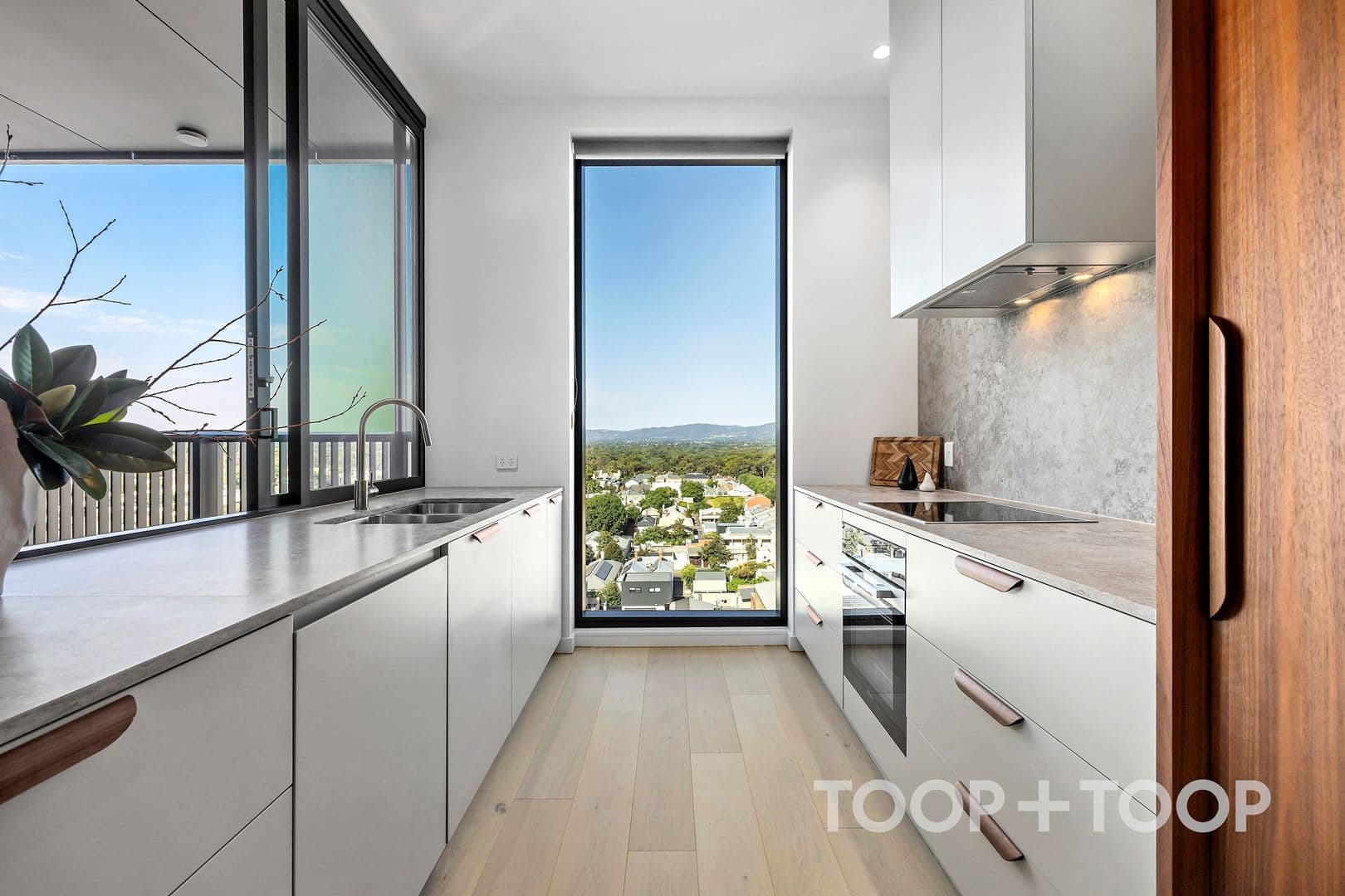 706 / 15 Centenary Street, North Adelaide SA 5006, North Adelaide - Thumbnail 3