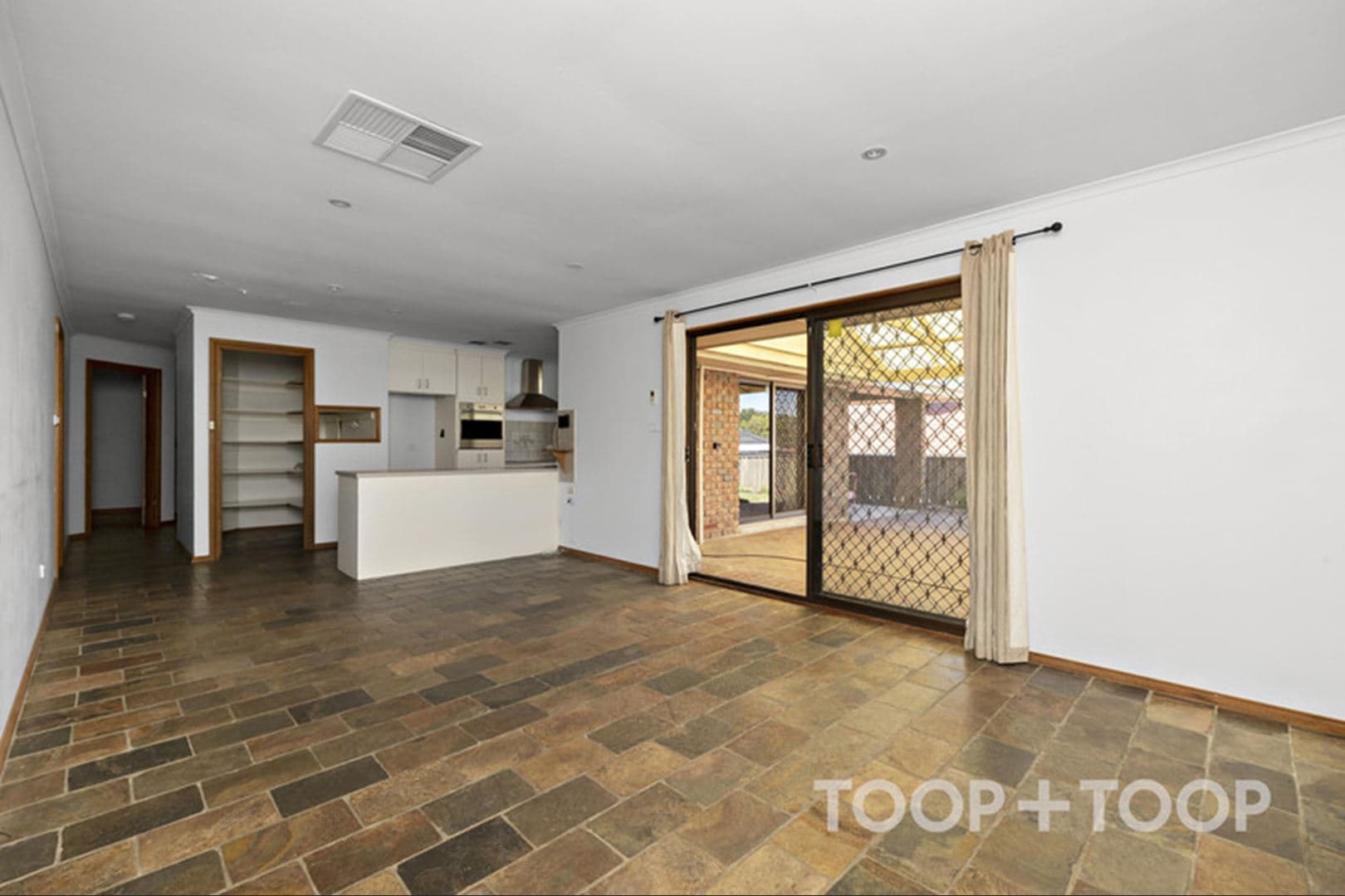 10 Sauvignon Court,Wynn Vale SA 5127, Wynn Vale - Thumbnail 3