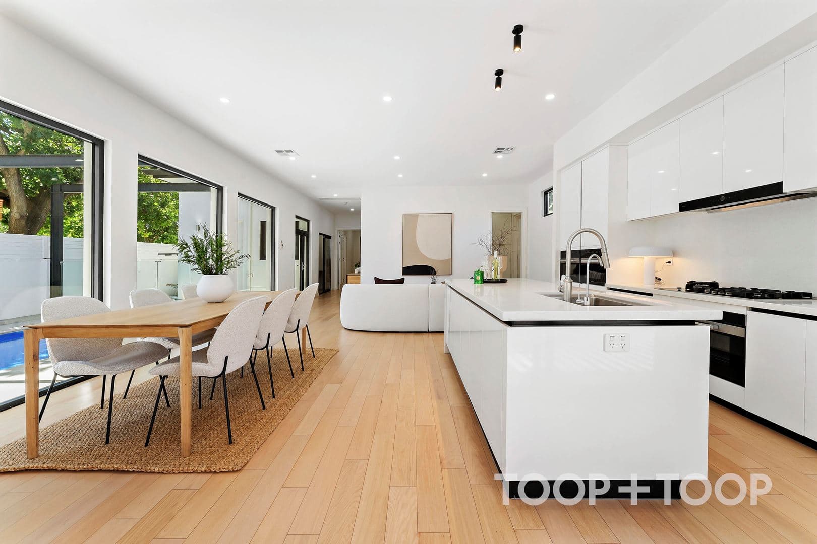 60 Harrow Road, College Park SA 5069, College Park - Thumbnail 4
