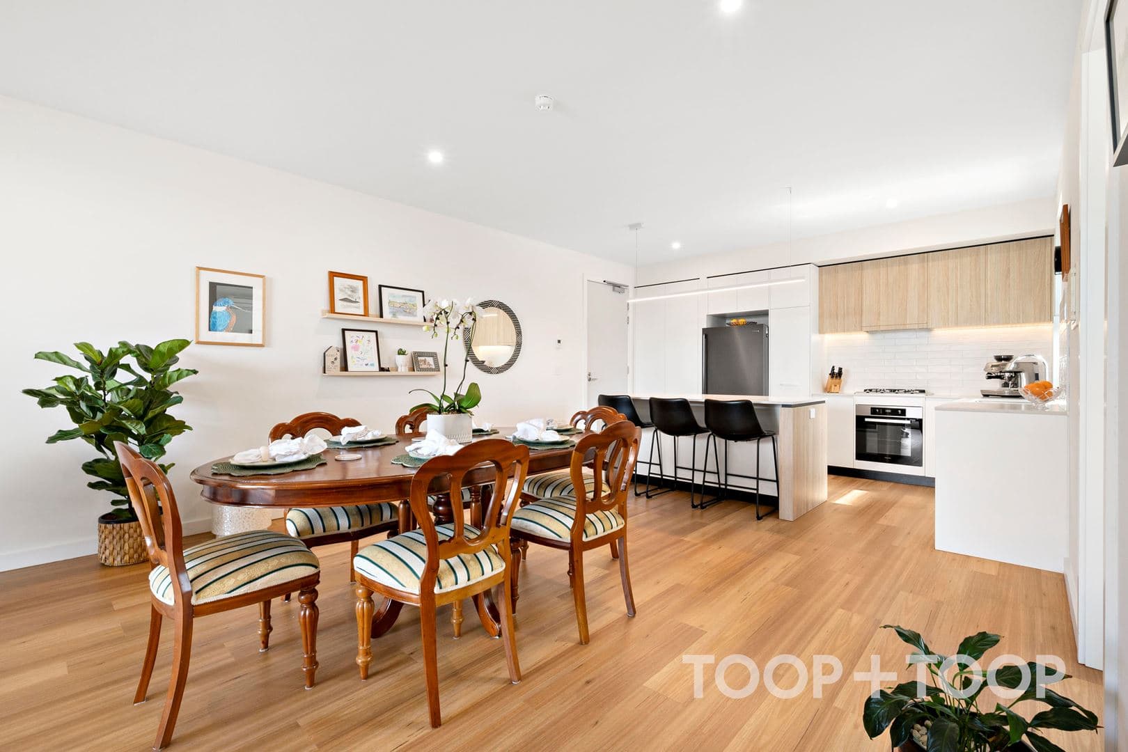 304 / 62 South Terrace, Adelaide SA 5000, Adelaide - Thumbnail 3