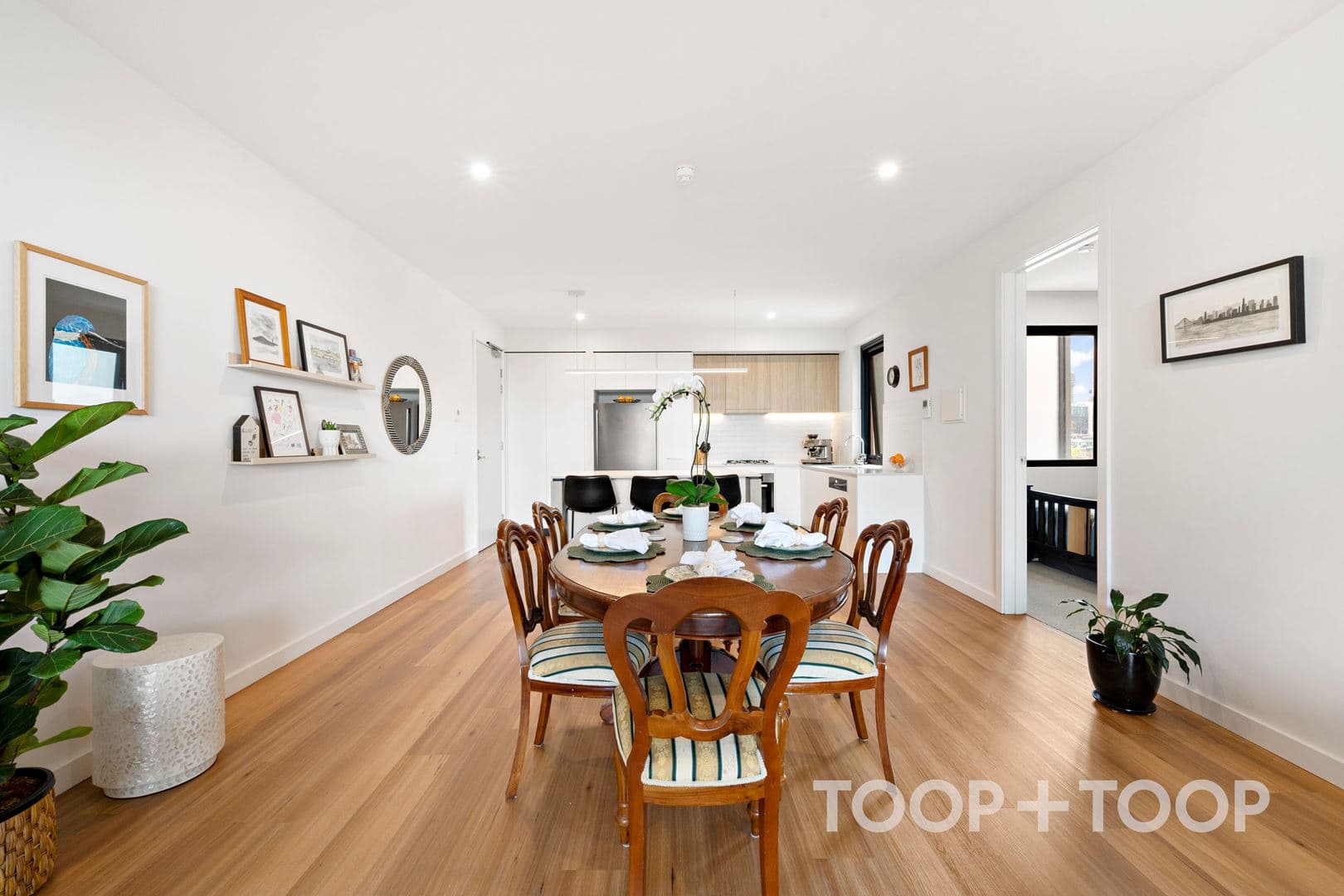 304 / 62 South Terrace, Adelaide SA 5000, Adelaide - Thumbnail 4