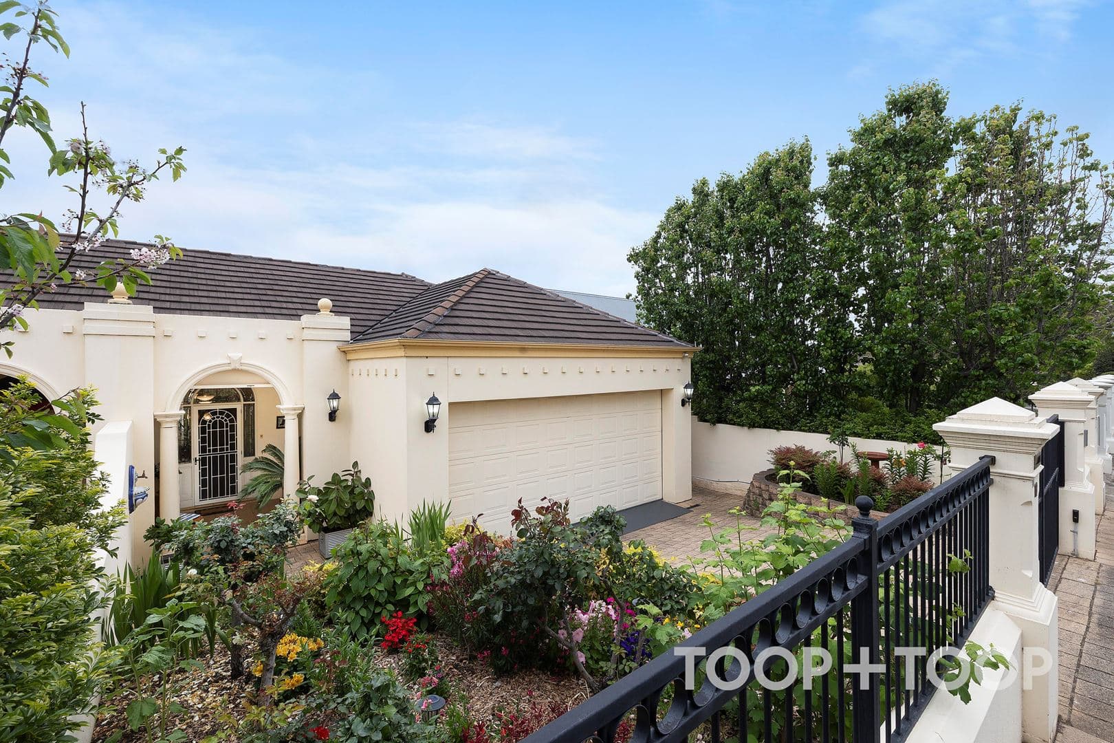 19 Lockwood Road, Erindale SA 5066, Erindale - Thumbnail 2