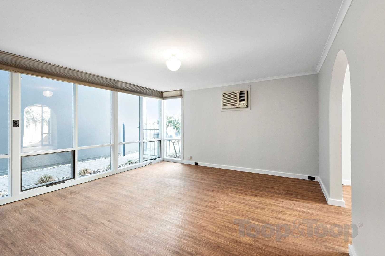 1 / 15 Owen Street, Adelaide SA 5000, Adelaide - Thumbnail 3