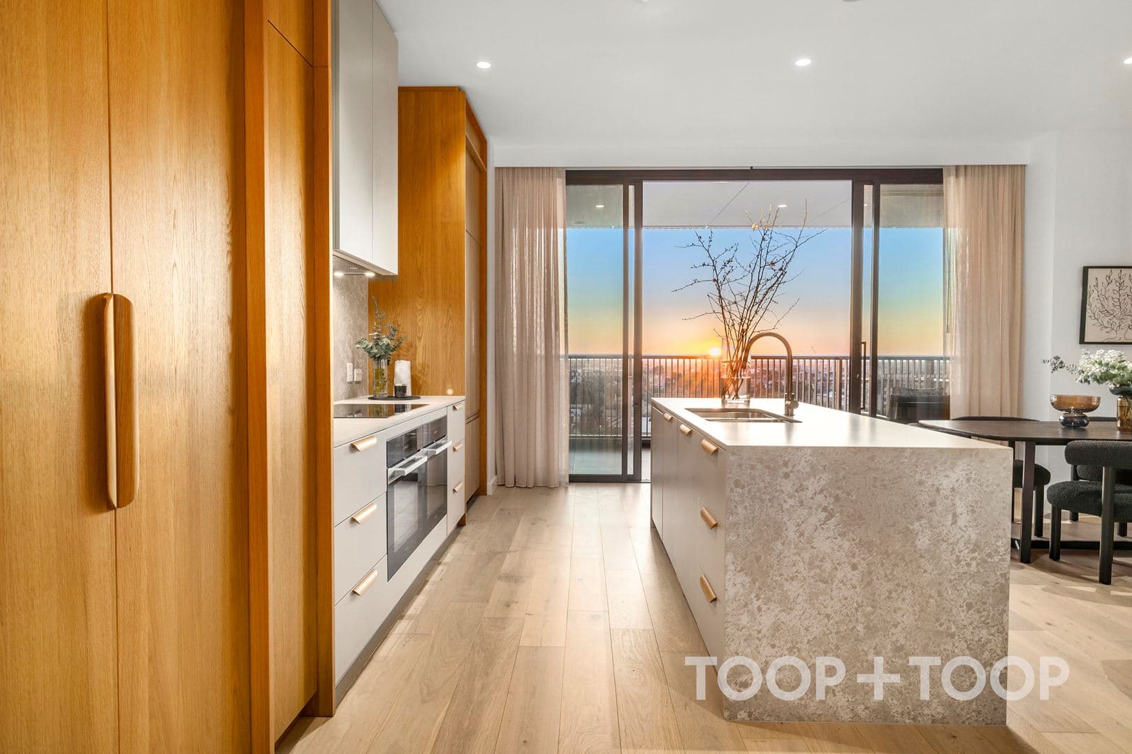 803 / 15 Centenary Street, North Adelaide SA 5006, North Adelaide - Thumbnail 4