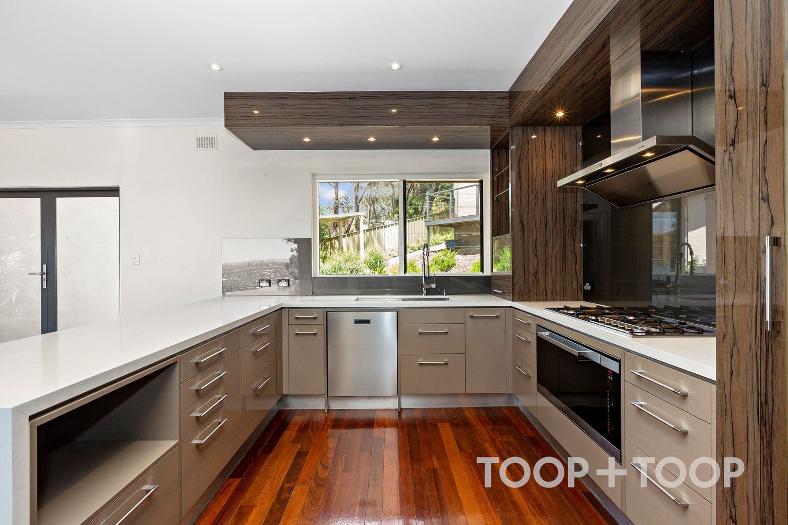 12 Adamson Avenue,Belair SA 5052, Belair - Thumbnail 4