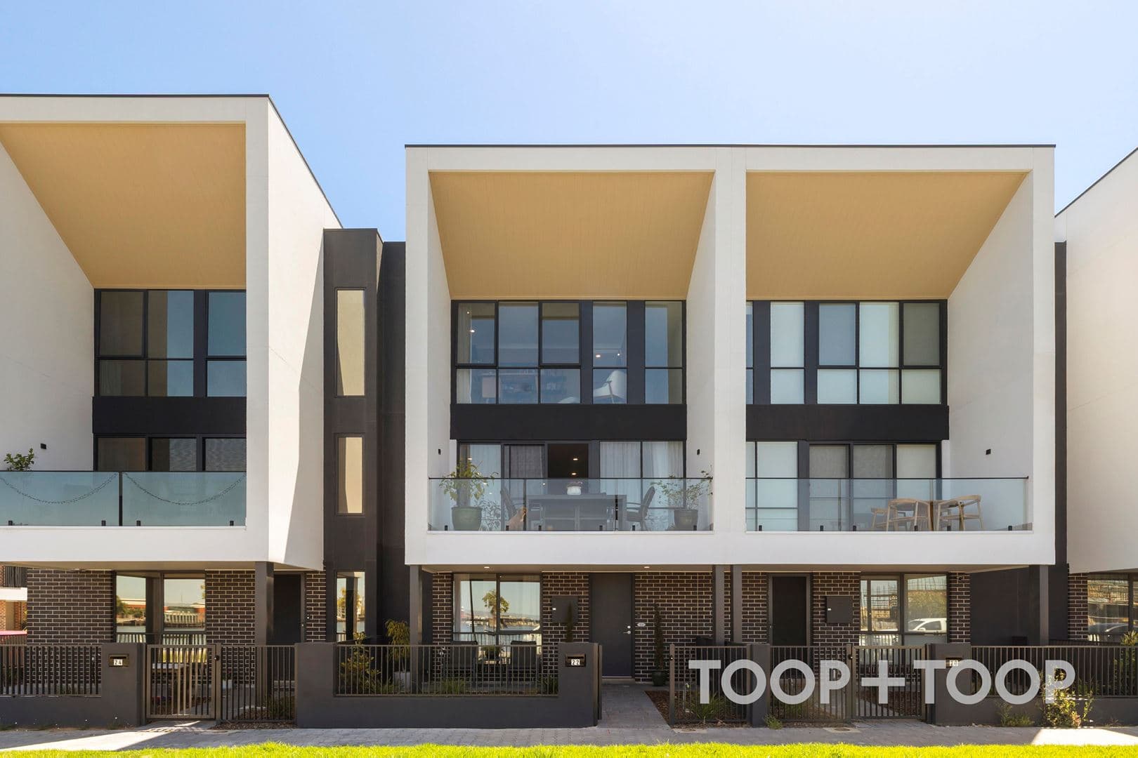 22 Cape York Avenue, New Port SA 5015, New Port - Thumbnail 2