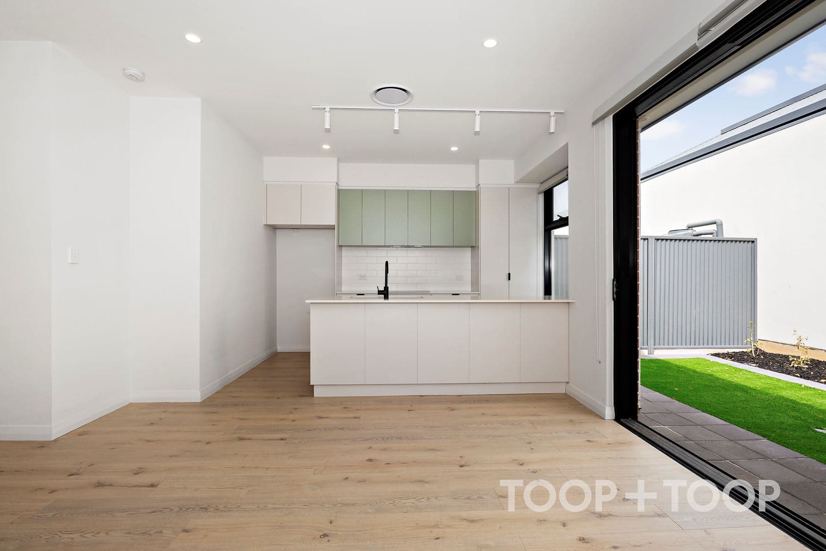 47 Third Street,Brompton SA 5007, Brompton - Thumbnail 2