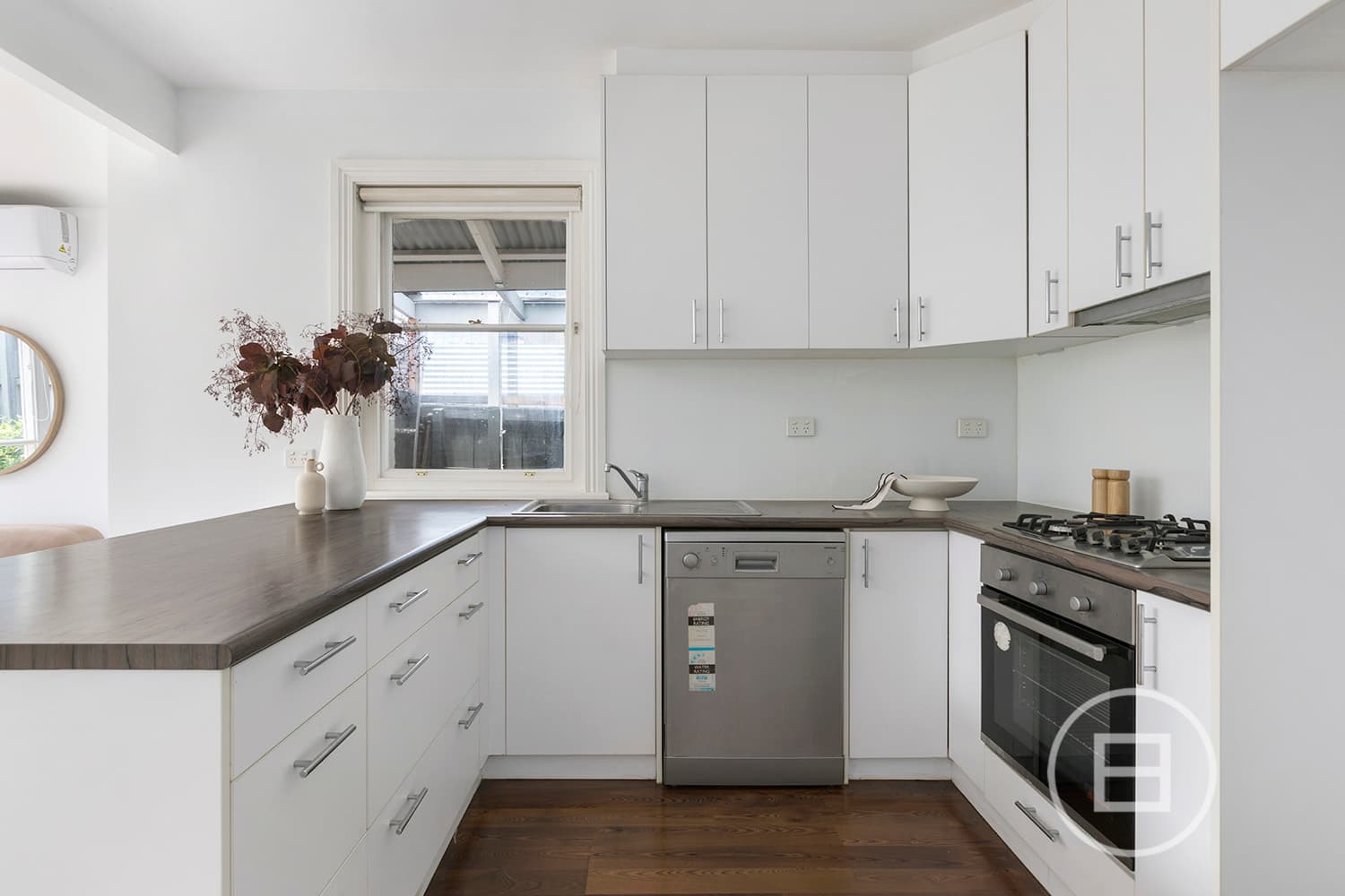 2 Thomas Street South, WINDSOR, VIC, Windsor - Thumbnail 7